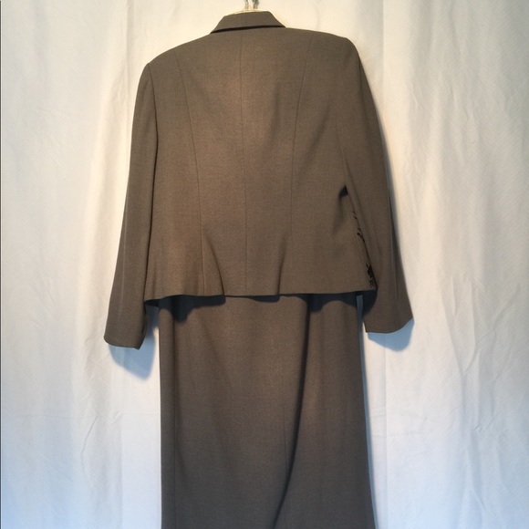 Kasper Suit | Grey - Picture 2 of 4